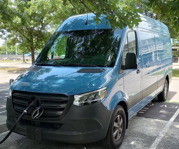 Mercedes Offers a Compelling EV for Hauling Cargo