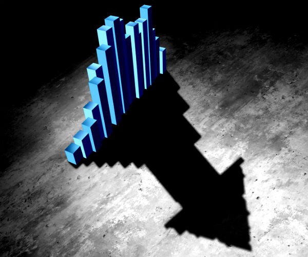 Banks, Industrials Fall as Trade Tensions Hit Stocks Again