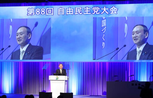 Japan PM Vows No Virus Rebound as Emergency Measures End