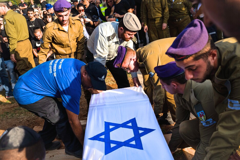 Israeli Spokesperson Heinrich to Newsmax: A 'Pause' Is 'Not Negotiable'