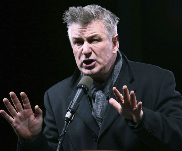 Alec Baldwin to CoWrite Satirical Book About President Trump
