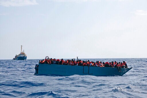 Rescued Migrants Get OK to Land in Italy after Days at Sea