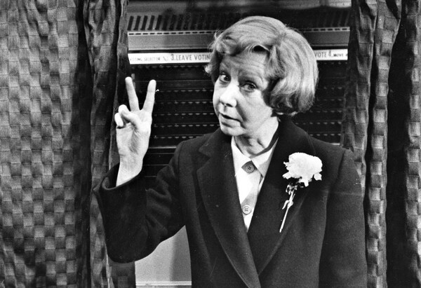 Jane Byrne, Chicago's First Female Mayor, Dies