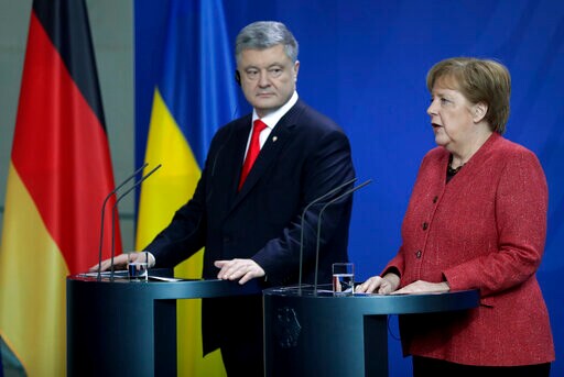 France's Macron Meets Ukraine's 2 Presidential Contenders