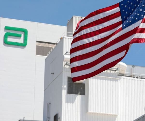 US Factory Orders Rise Modestly in April