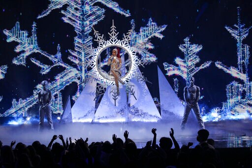 MTV EMAs Show in Hungary Highlights Support for LGBTQ People