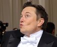 Musk Shows Off Rhyming Skills in Zuckerberg Insult