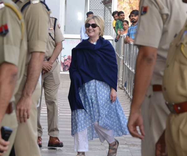 Hillary Clinton Fractures Hand on India Trip