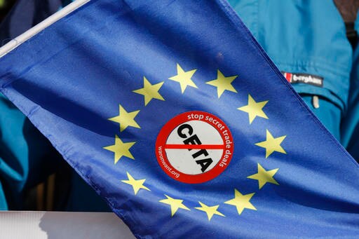 Trudeau Hails EU-Canada Deal in Address to EU Parliament