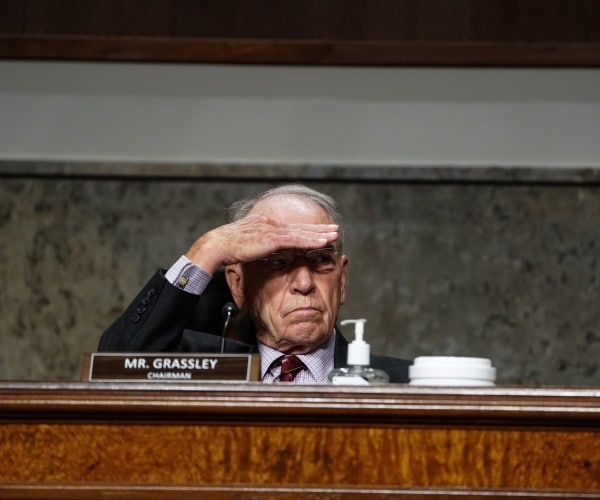 Grassley, Ron Johnson Seeking Records on Russia Probe