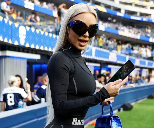 Kim Kardashian Forced to Cancel Vegas Birthday After Private Jet Couldn't Land