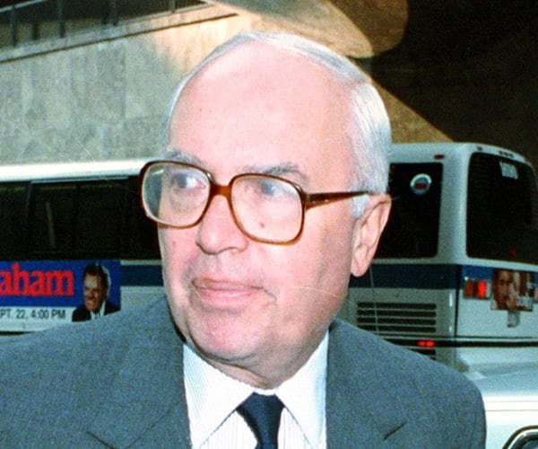 'King of Wall Street' John Gutfreund, Salomon's Leader in 1980s, Dies at 86