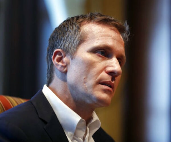 Outgoing Missouri Governor Signs 'Revenge Porn' Law