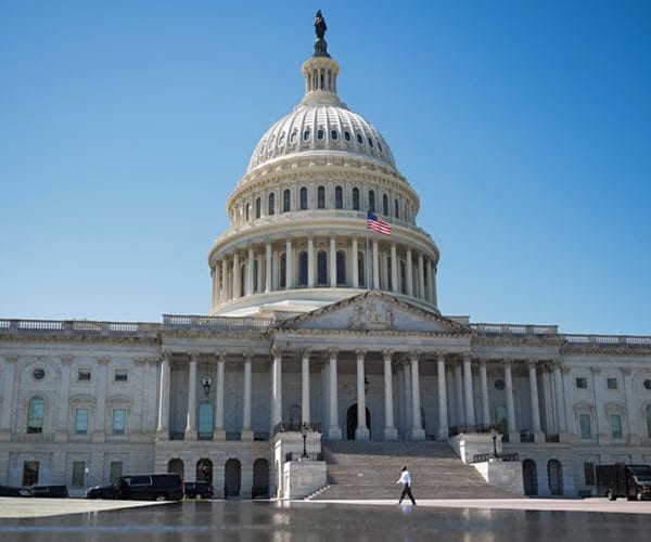 US January Budget Deficit Falls 26% to $95B