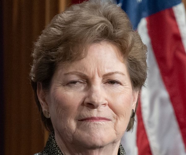 Dem Sen. Shaheen to Support Both Impeachment Articles Against Trump
