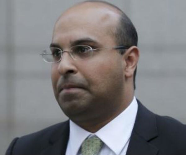 Former Goldman Sachs Banker Barred From Industry Over Fed Leak