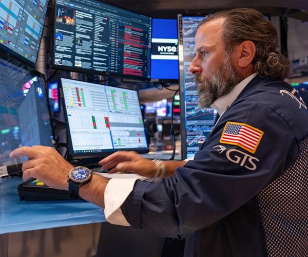 S&P 500, Nasdaq Notch Record-High Closes