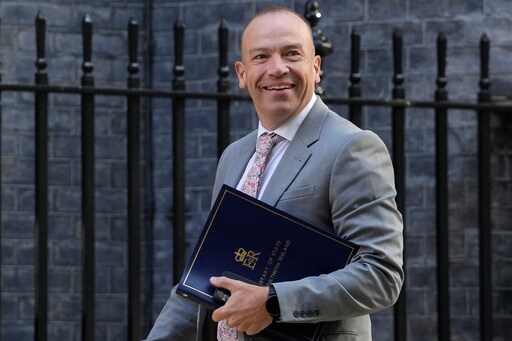 Despite Opposition, Britain Passes Law to Curb Prosecutions for Northern Ireland 'Troubles' Violence