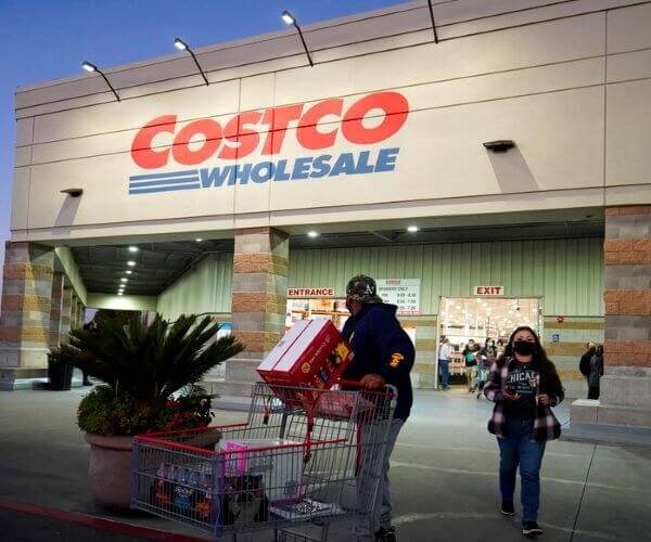 Costco to Stand Out as Warehouse Club Sales Hold Up