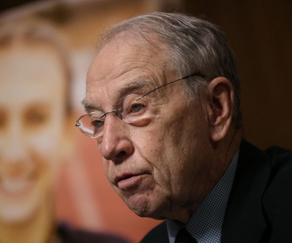 Sen. Grassley Blocks Another Dem Push for Gun Legislation