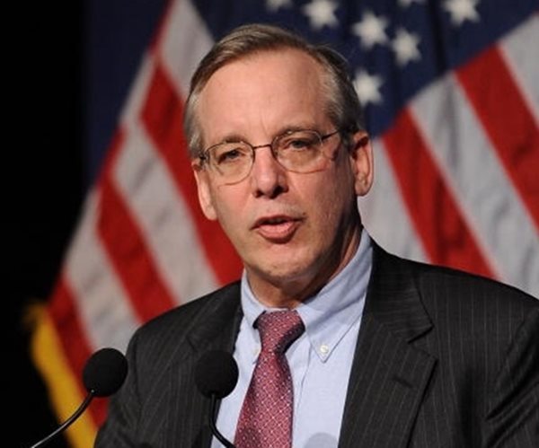 New York Fed's Dudley Supports Reconsidering Key Banking Rules