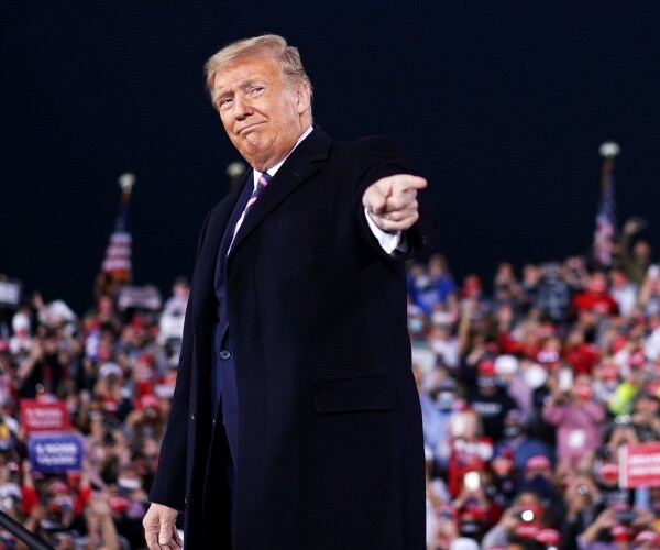 donald trump at campaign rally