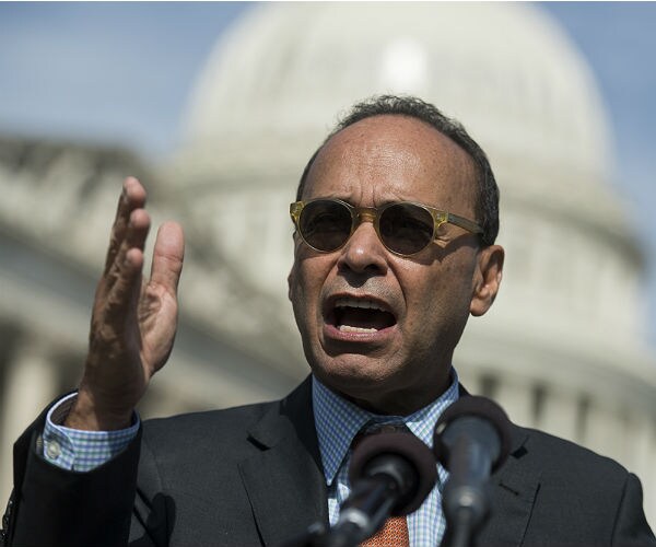 Gutierrez Plans National Travels With Wife to 'Engage in Politics'