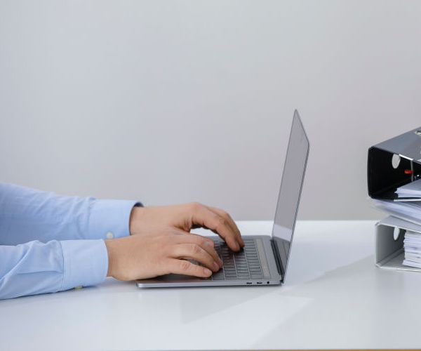 Full-Time Jobs Don't Contribute to Happiness