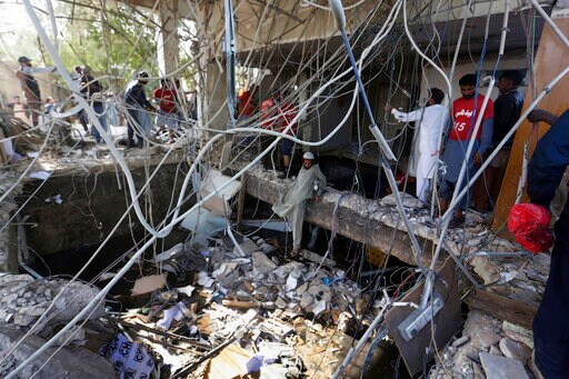 Gas Explosion in Sewer Kills 12 in Southern Pakistan City