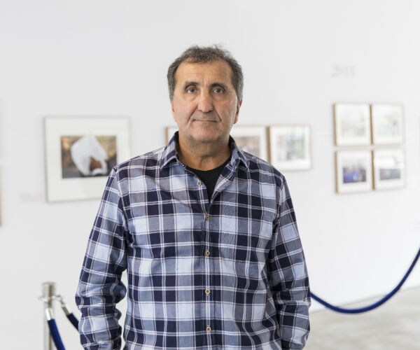 Obama Photographer Hits Trump With Seinfeld Throwback Pic