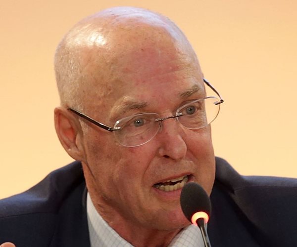 Old-Guard Republicans to Push Carbon Tax at White House Meeting