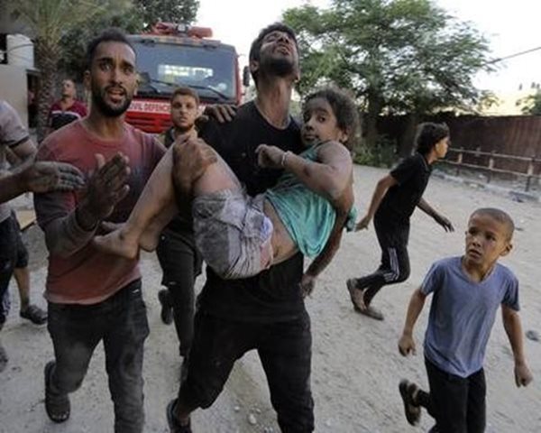 Hundreds of Foreign Citizens, Dozens of Injured Allowed to Flee Gaza