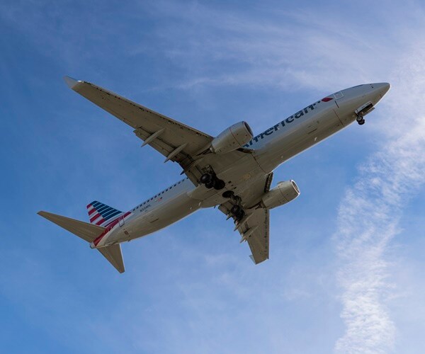 American Airlines Warns of Fare Increases If Oil Remains High