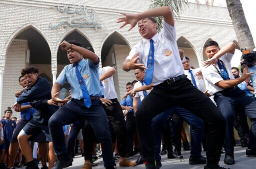 'Rise Up!' NZ Students Heal with Haka after Mosque Attacks