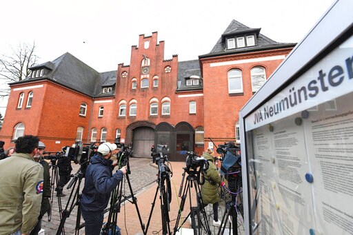 The Latest: Prosecutors Order Release of Carles Puigdemont