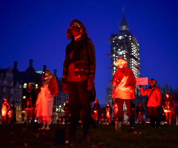 Four-Week British Virus Lockdown May Last Longer