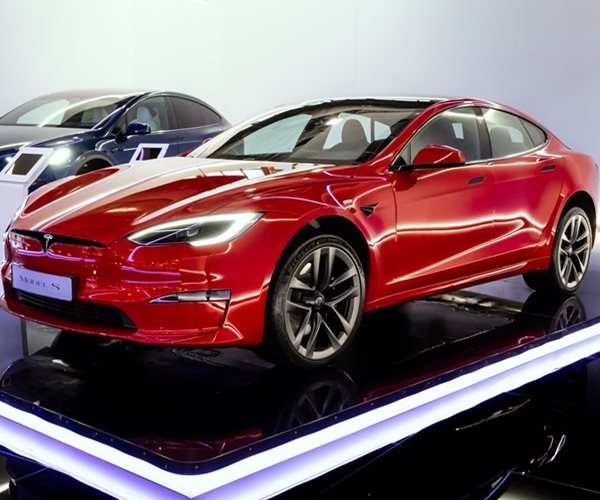 Tesla Sales to Hit Record, But Fall Short of Musk's Goals