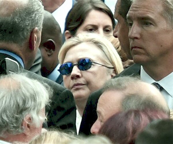 Analysts Cite Clinton's Illness in New Plunge by Mexico Peso