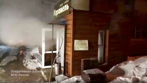Heating Pipe Bursts in Russian Hotel, Boiling Water Kills 5