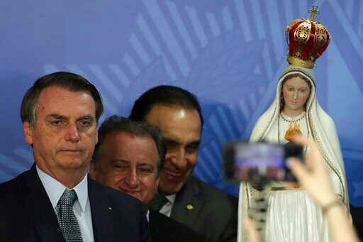 Brazil's Leader Issues New Gun Decree, but Keeps Much of Old