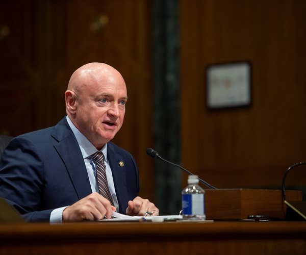 Sen. Mark Kelly D-Ariz.