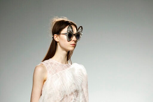 Fashion World Descends on London for Fashion Week Shows