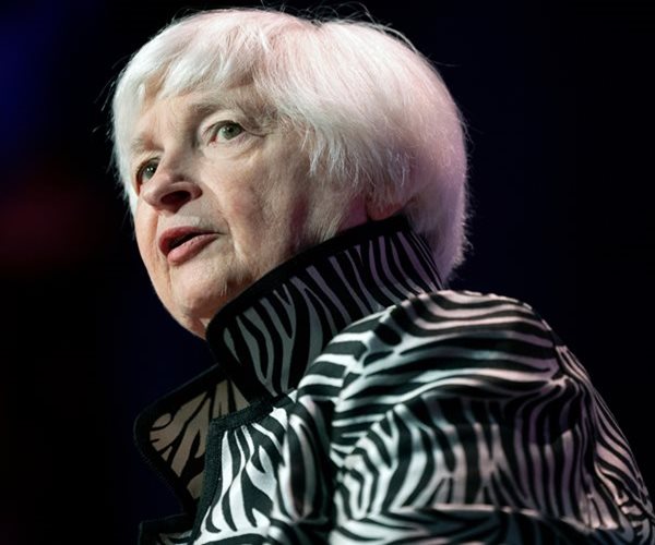 Yellen to Warn China About Its Solar Panel, EV Subsidies