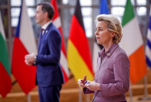 EU Chief Leaves Summit to Go into Quarantine