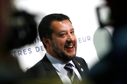 Italy's Salvini, France's Le Pen Cement Ties before EU Vote