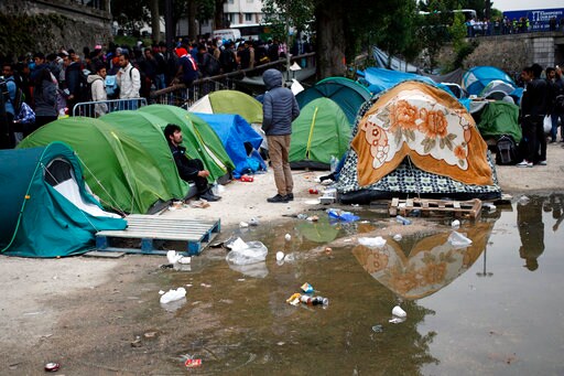 The Latest: Hungary NGOs Ask Gov't to Drop Anti-migrant Bill