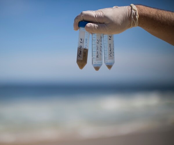 Studies Find 'Super Bacteria' in Rio's Olympic Venues, Top Beaches