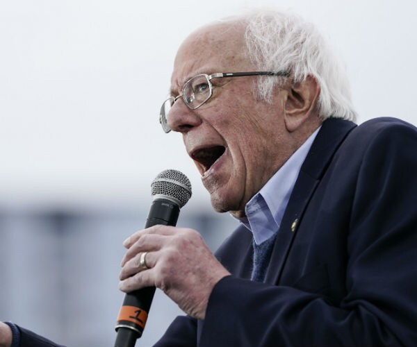 democratic presidential candidate sen bernie sanders campaigning in austin texas 