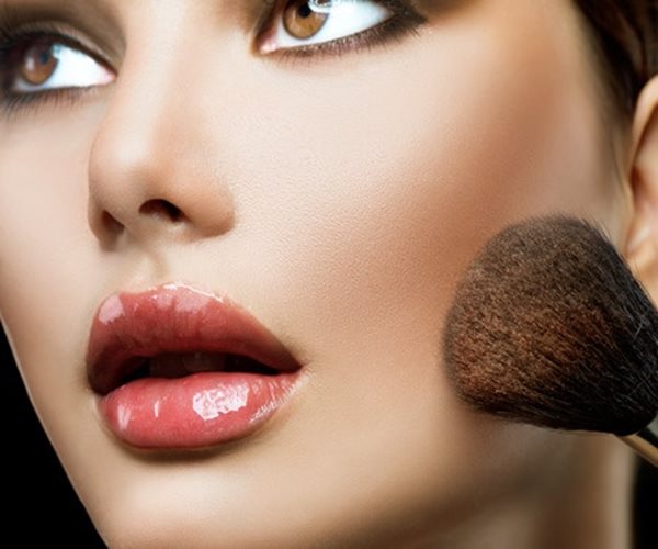 Wearing Makeup Makes Women Feel Smarter: Harvard