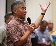 Hawaii Governor Urges Visitors to Stay Away Amid COVID Surge